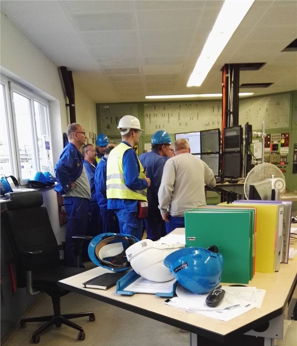 男阳茎进女阳道视频大全