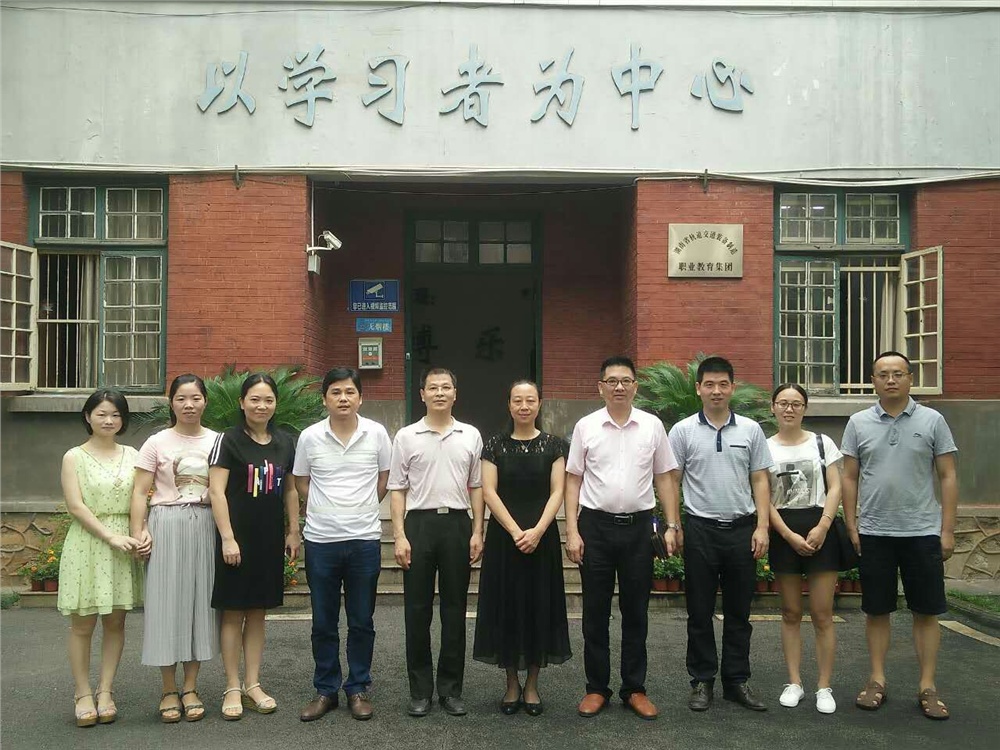 男阳茎进女阳道视频大全