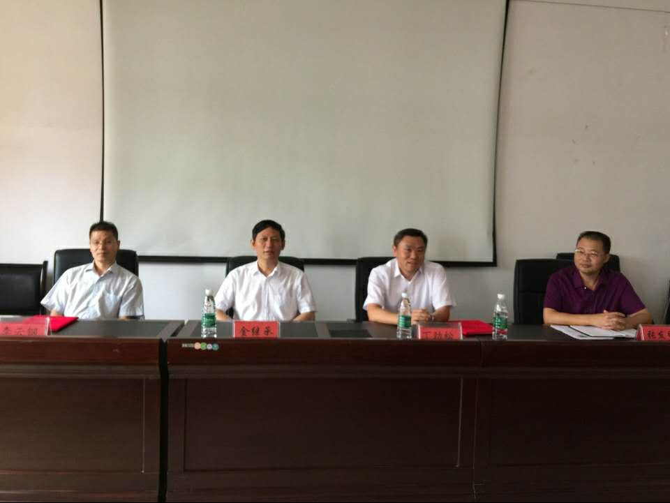 男阳茎进女阳道视频大全