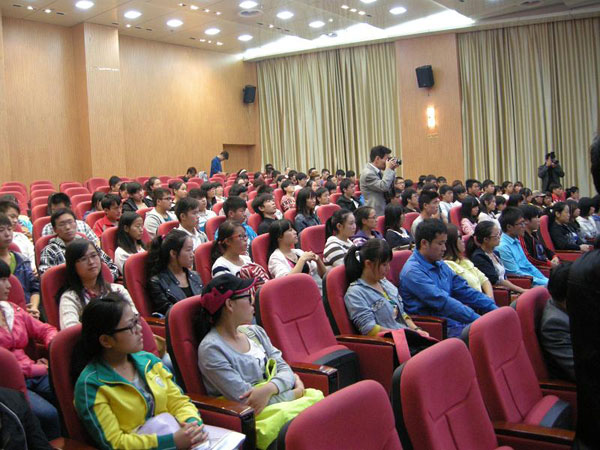 男阳茎进女阳道视频大全