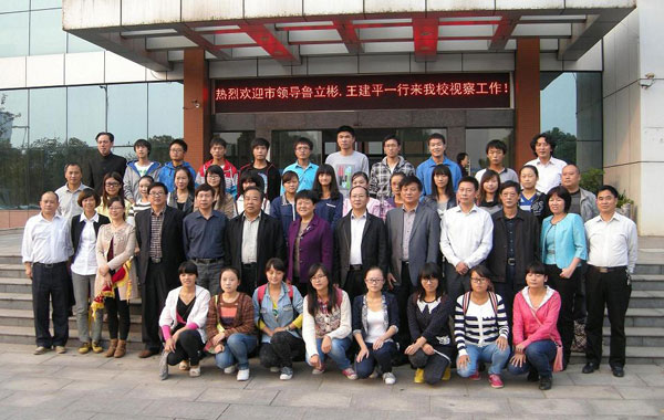 男阳茎进女阳道视频大全