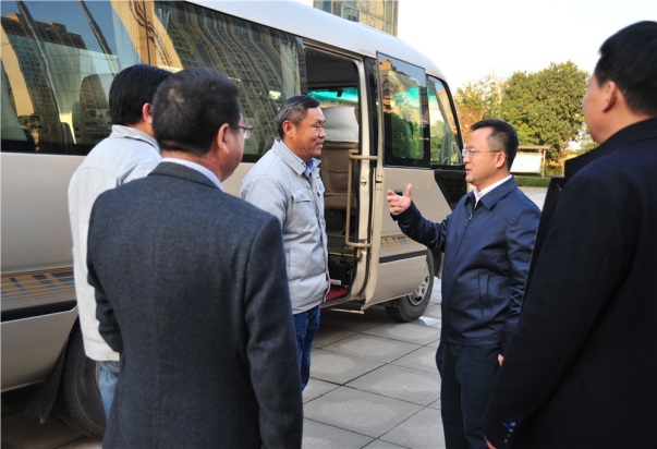 男阳茎进女阳道视频大全