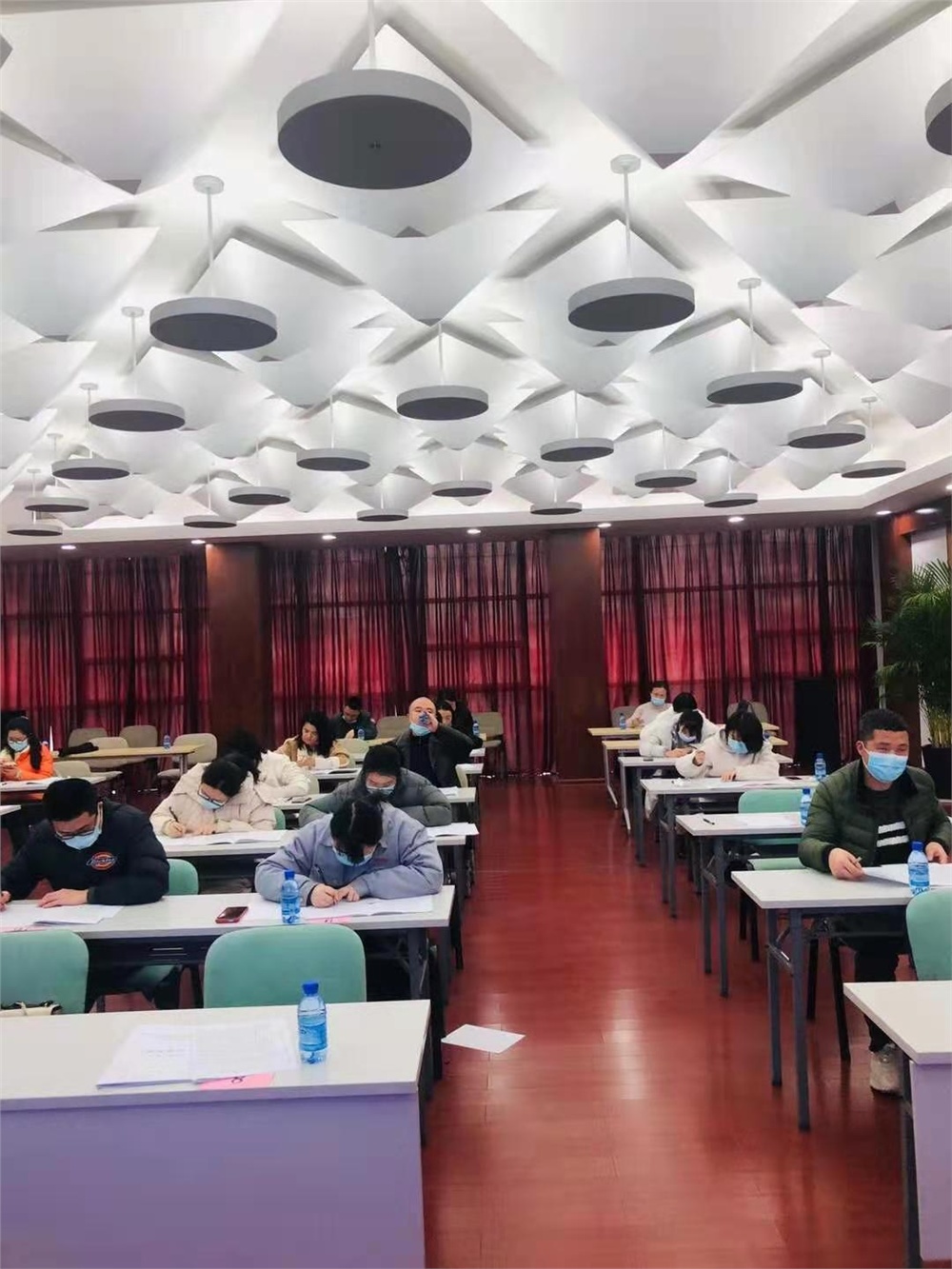 男阳茎进女阳道视频大全