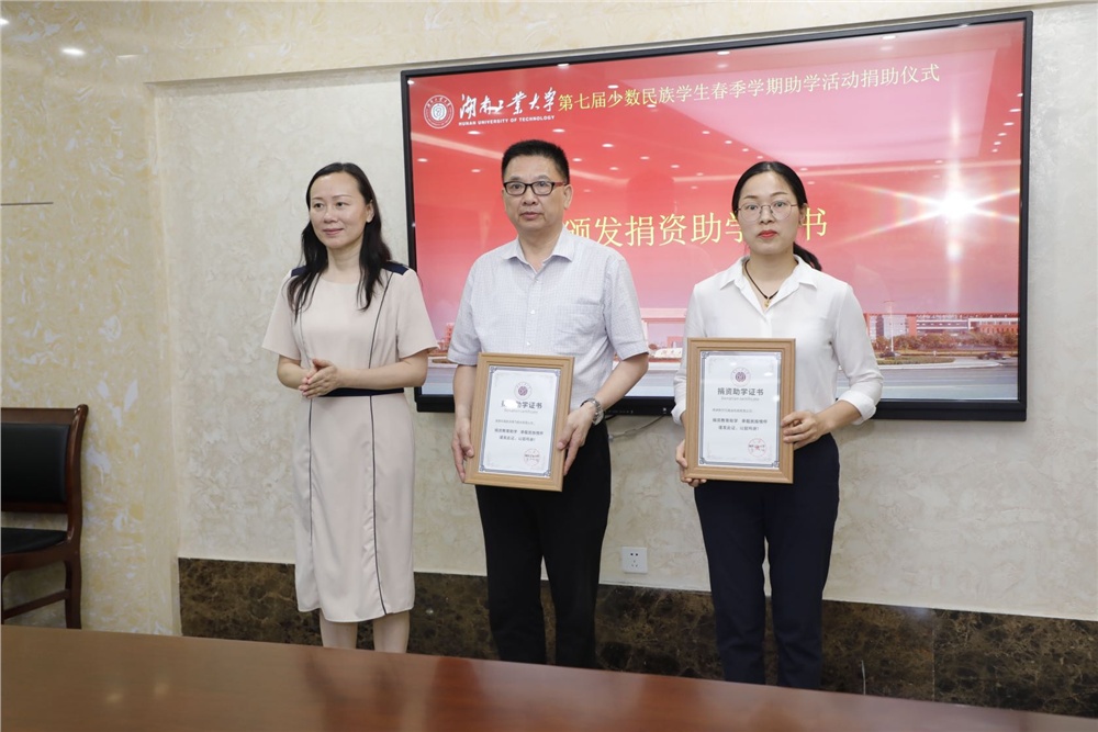 男阳茎进女阳道视频大全