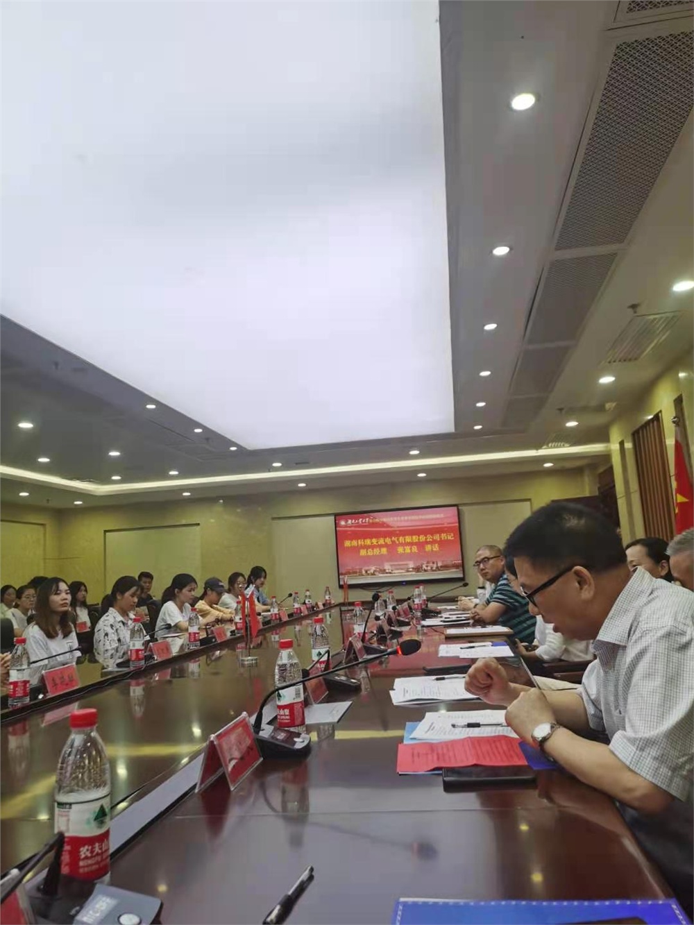 男阳茎进女阳道视频大全