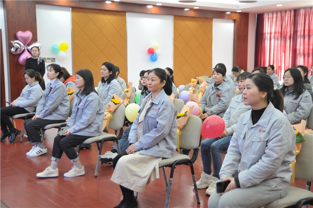 男阳茎进女阳道视频大全
