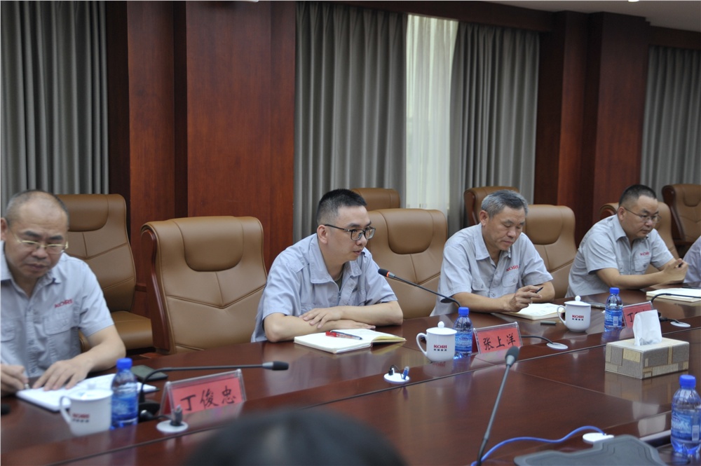 男阳茎进女阳道视频大全