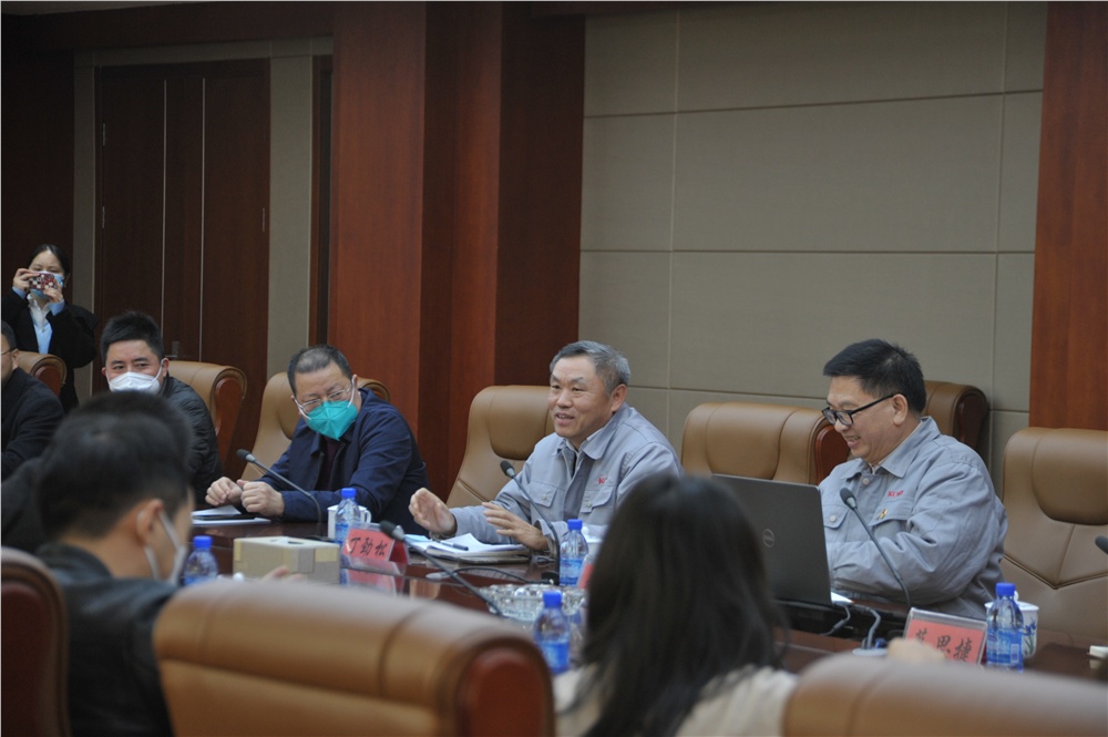 男阳茎进女阳道视频大全