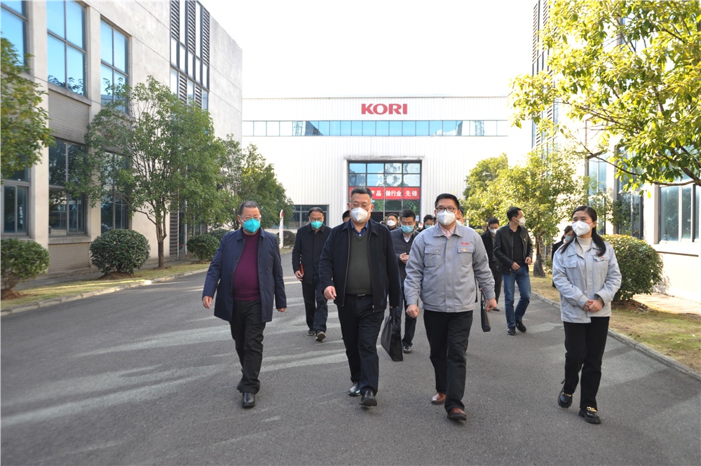 男阳茎进女阳道视频大全