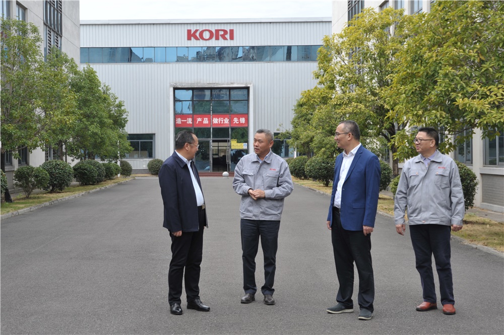 男阳茎进女阳道视频大全